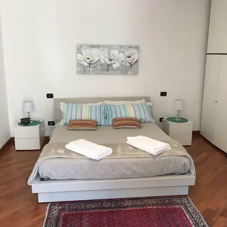 Corso Genova Con Terrazza Apartman Milánó